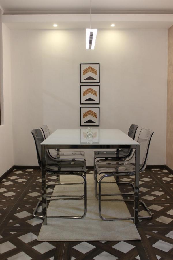 Luxury Parking In Garage Apartment Nis